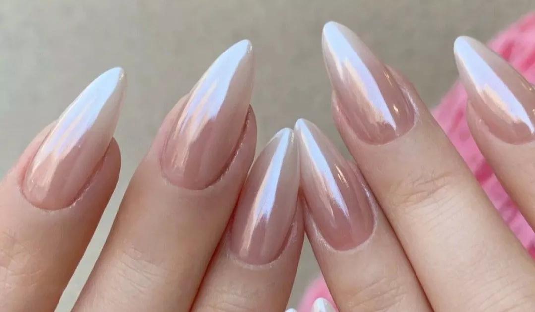 Unhas de diva! Com unhas grandes assim, só poderia ser para uma diva como você! 