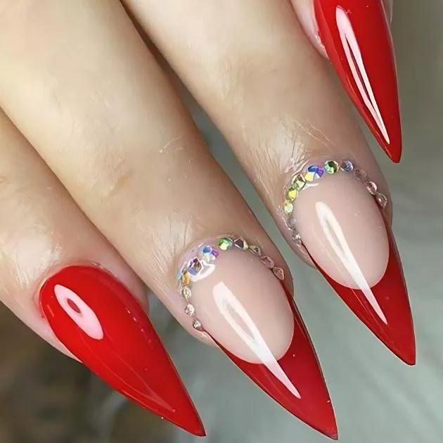 Unhas em Gel Vermelho Decoradas