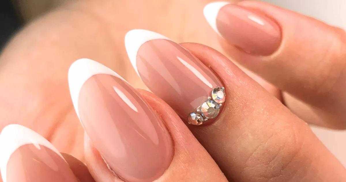 Unhas Francesas: O Clássico que Nunca Sai de Moda