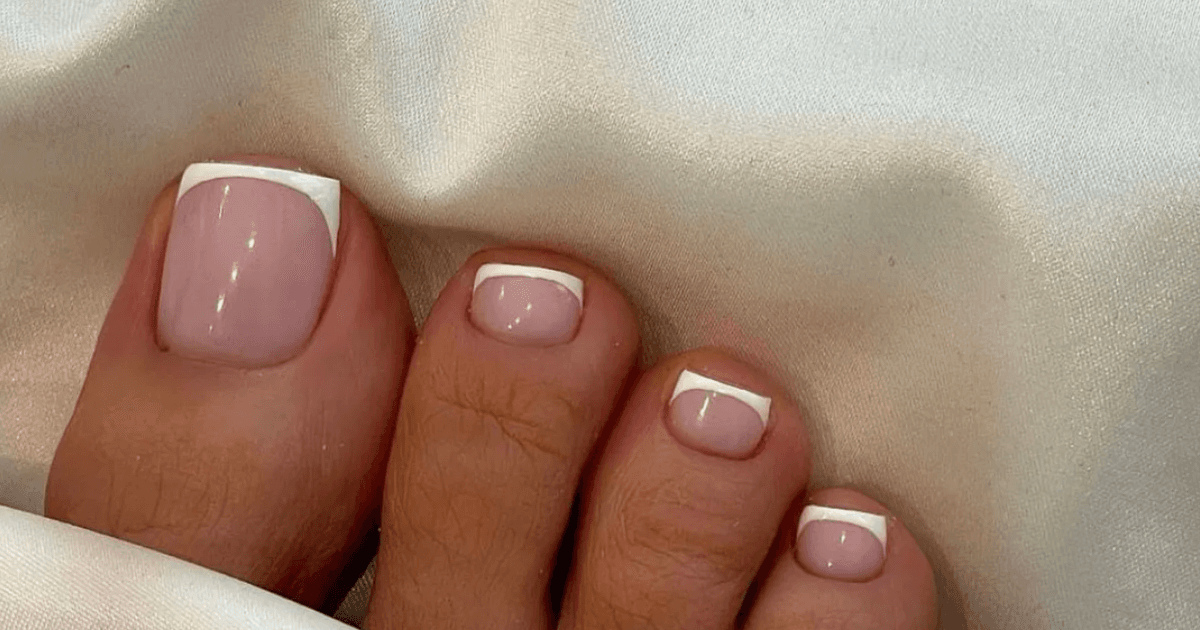 Unhas dos pés delicadas: um guia completo para pés impecáveis e cheirosos