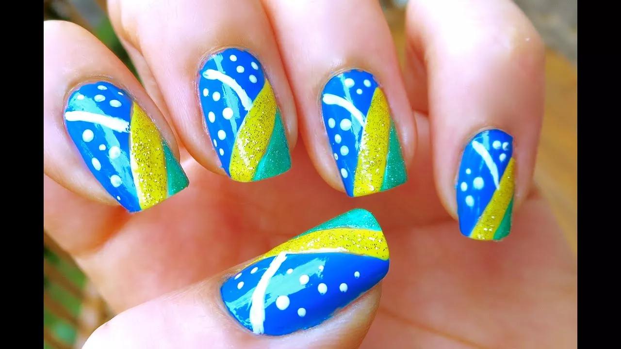 Mostre seu espírito olímpico com unhas nas cores vibrantes da bandeira do Brasil: verde, amarelo, azul e branco!